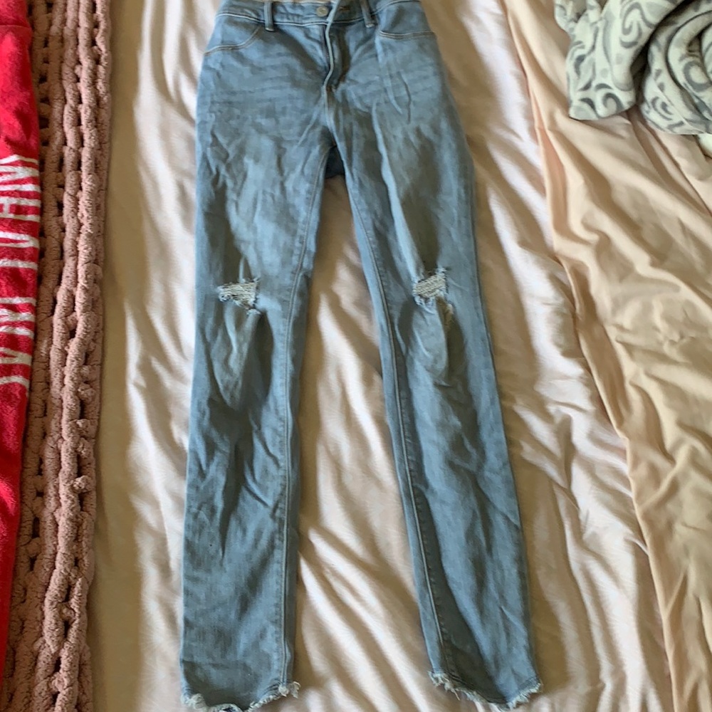 Old navy skinny ripped jeans, light washed
